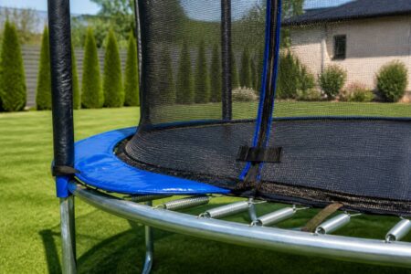 Trampoline kopen voor beginners: waar je op let (maat, veiligheid en gebruiksgemak)